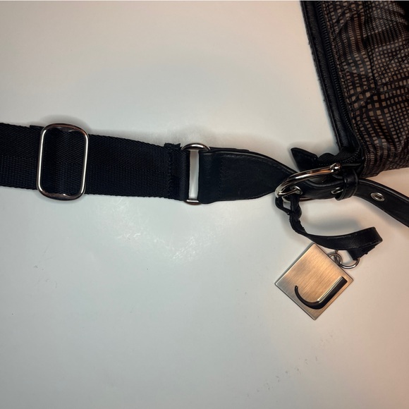 Joanel Multi-Pocket Plaid Purse - Picture 8 of 11